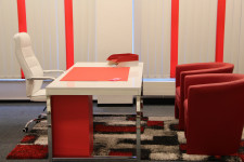 Helle, moderne Besprechungszimmer abseits der Verwaltung und jeder St�rung.